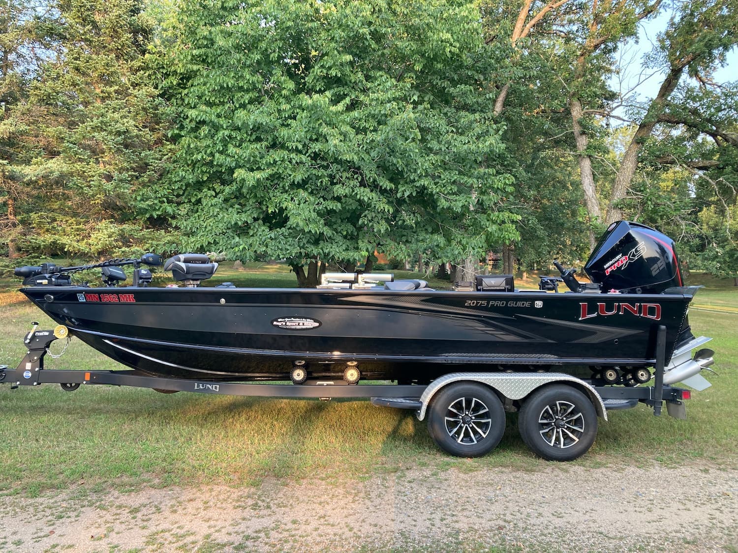 Captain Josh's 21-foot Lund Pro-Guide 2075 fishing boat
